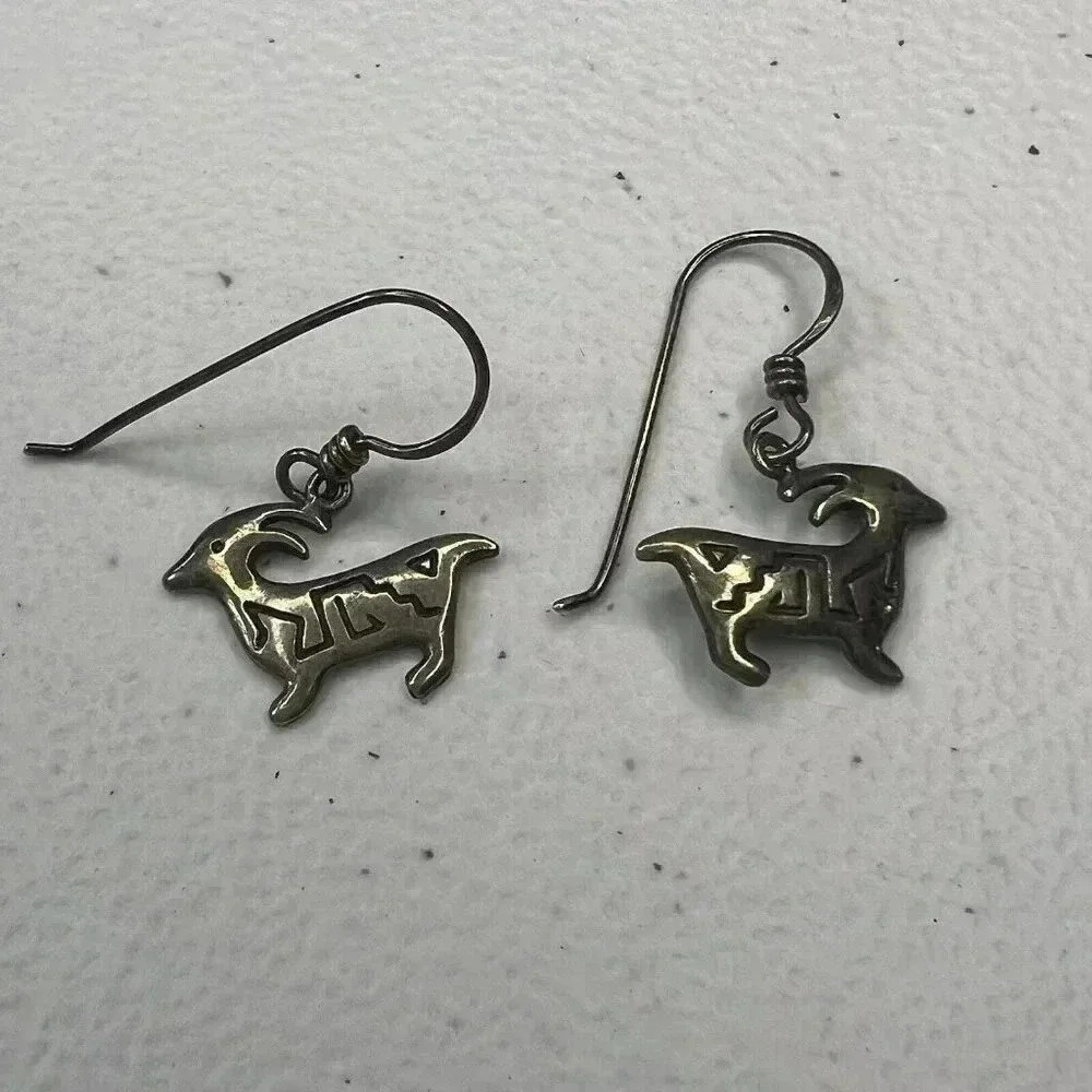 WOODS 925 Sterling Silver Signed Vintage‎ Stamped Native Goat Dangle Earrings